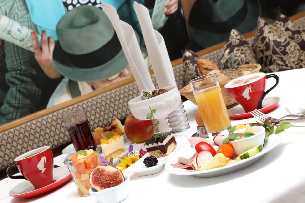 Berghotel Hois هيليغنبلت المظهر الخارجي الصورة